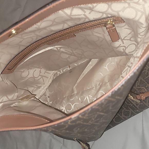 CK large tote - Picture 3 of 3